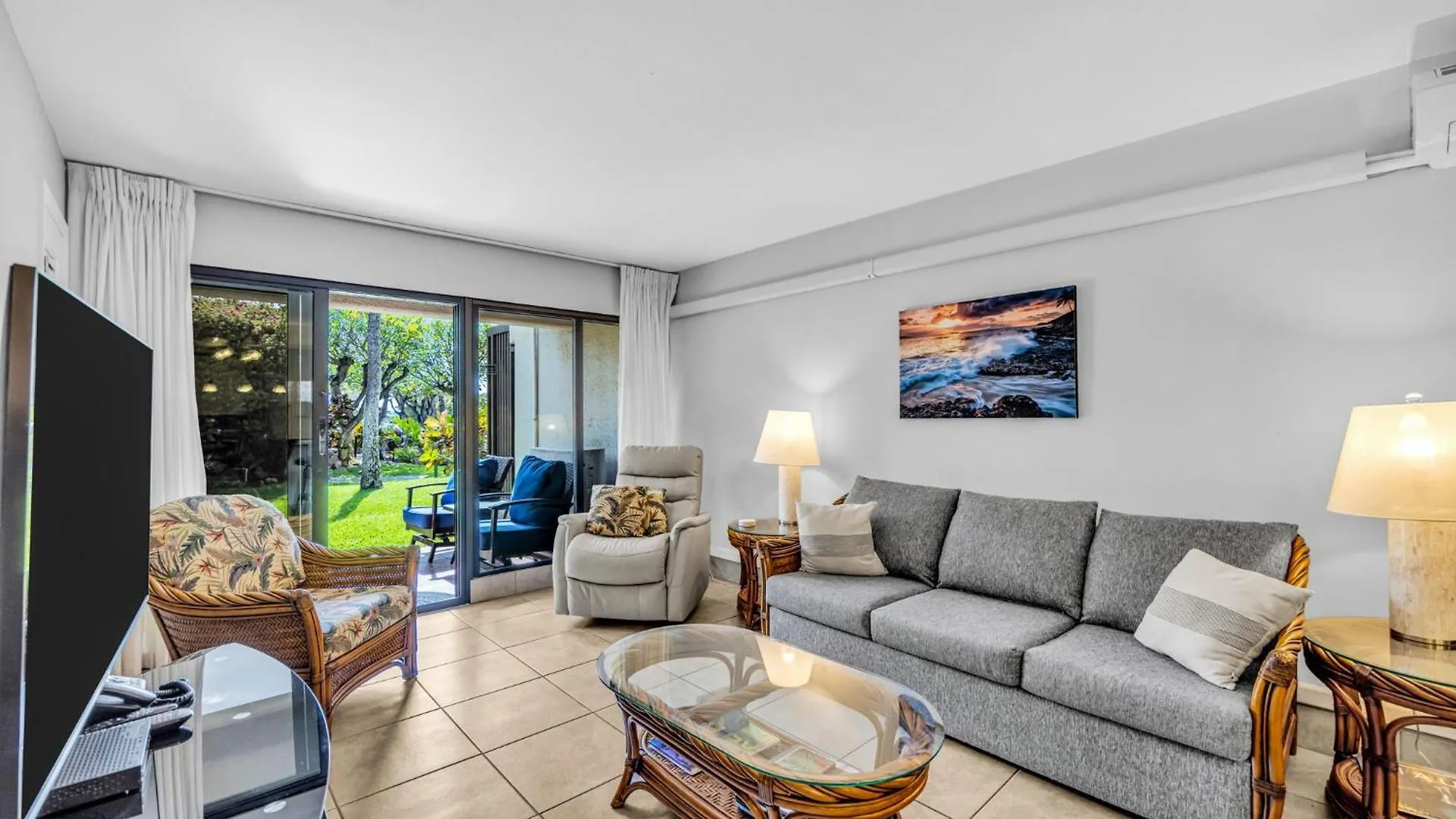 Ground Floor Garden View Unit With Great Amenities Apartment Wailea  United States